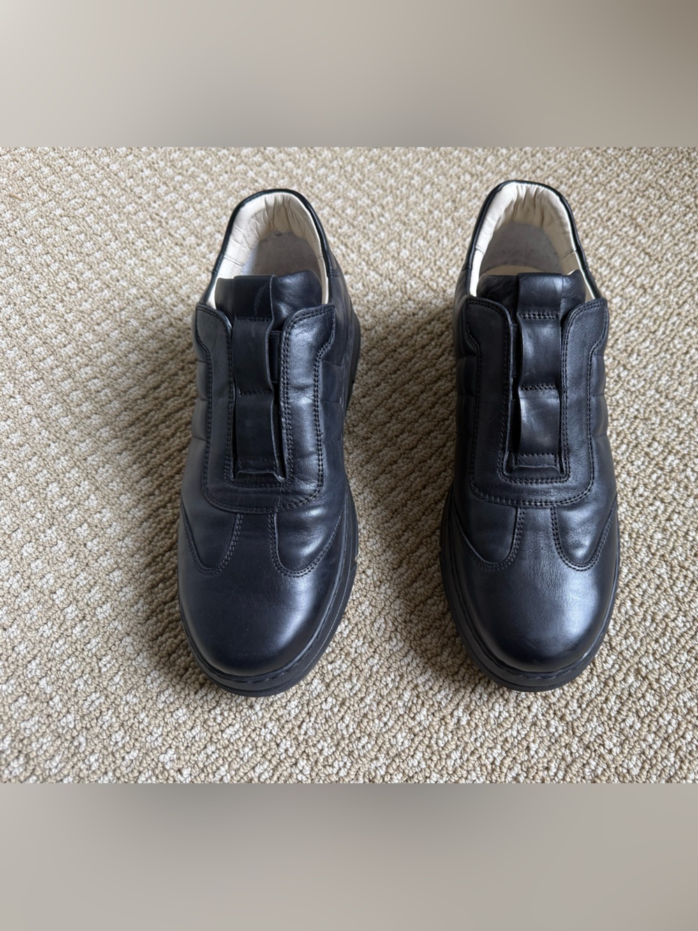 Women leather in/out shoes, adjustable top.